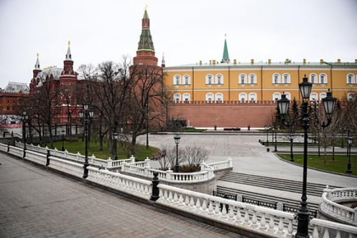 Кремль ответил на вопрос о введении режима ЧС в России