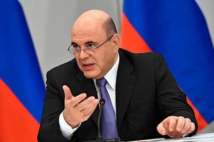 Мишустин призвал избегать ситуации «одно лечим, другое калечим» на фоне пандемии