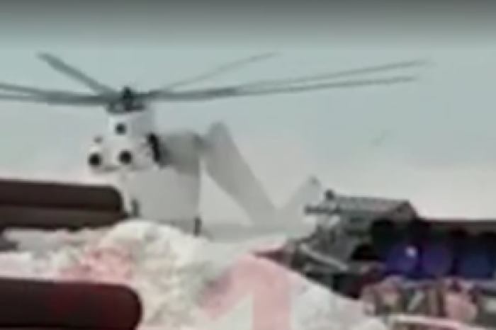 Момент жесткой посадки вертолета на Ямале попал на видео