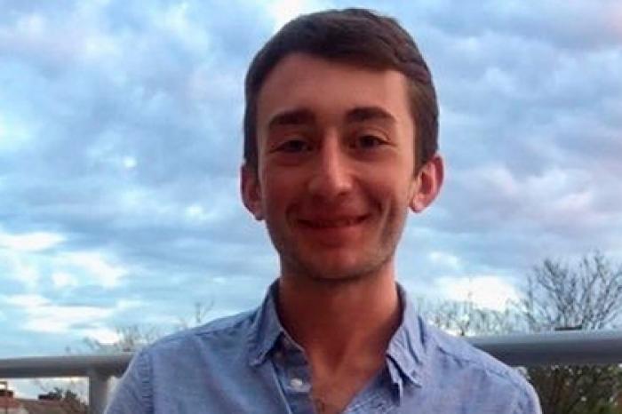 Мужчина сходил на первое свидание и пожаловался на симптомы коронавируса