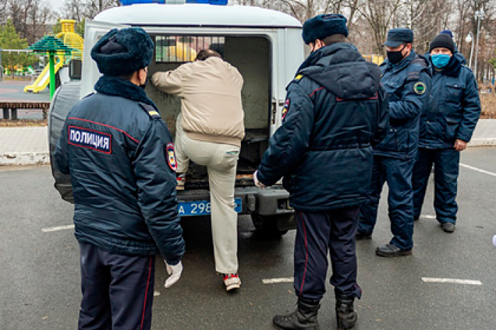 Названа общая сумма наложенных на нарушителей карантина в Москве штрафов