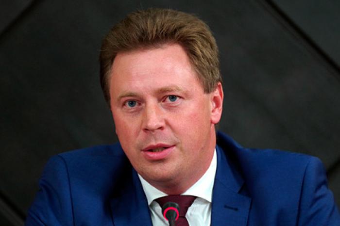 Обматеривший людей в аэропорту российский замминистра объяснился