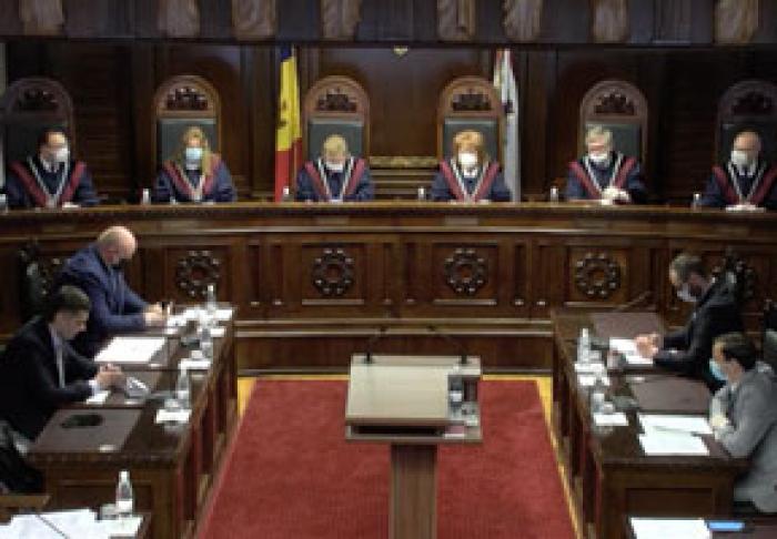 ПРЕДСЕДАТЕЛЬ КОНСТИТУЦИОННОГО СУДА ВЛАДИМИР ЦУРКАН ОТКАЗАЛСЯ ОТ УЧАСТИЯ В ЗАСЕДАНИИ ПО РАССМОТРЕНИЮ РЯДА ЗАПРОСОВ ОППОЗИЦИИ