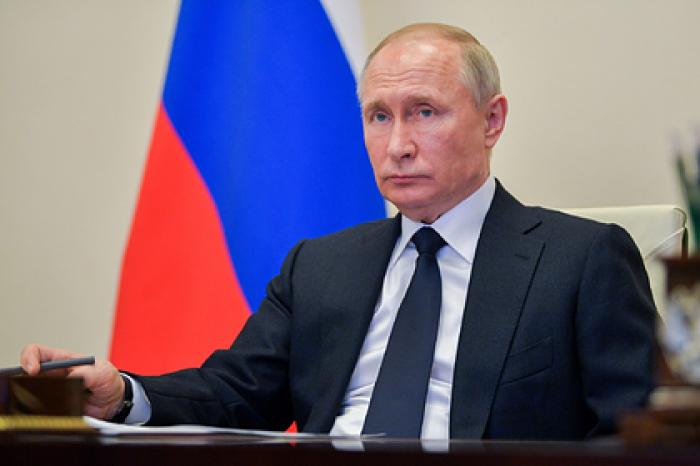 Путин задался вопросом о необходимости новых мер против коронавируса
