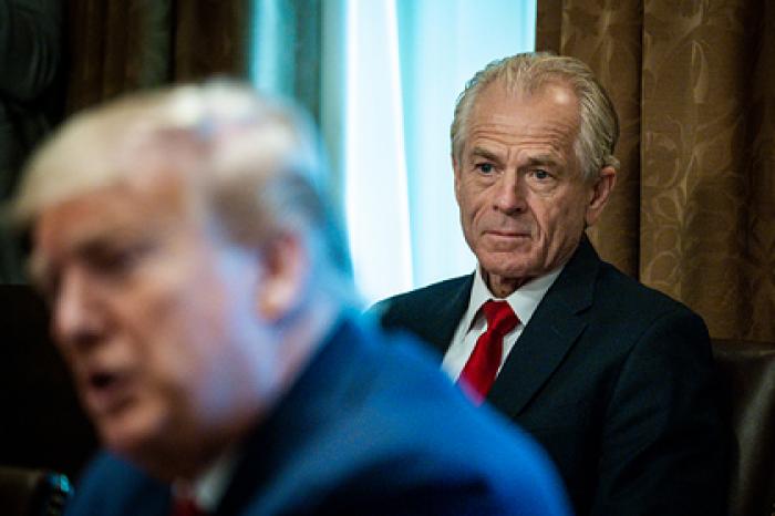 Раскрыт январский доклад советника Трампа о полумиллионе смертей от коронавируса
