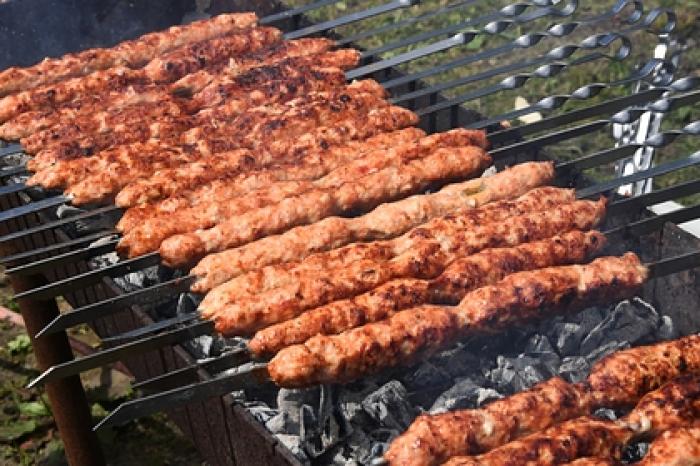 Россияне начали скупать мангалы накануне майских праздников