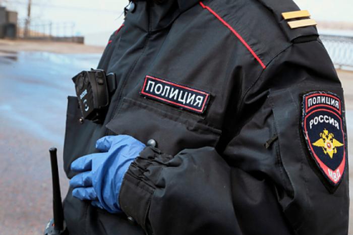 Россиянку изнасиловали за долги ее знакомого
