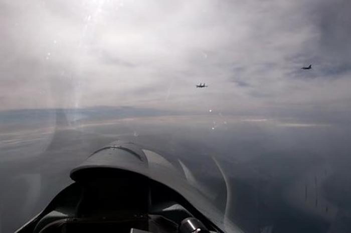 Россия подняла Су-27 из-за истребителей Бельгии у границы
