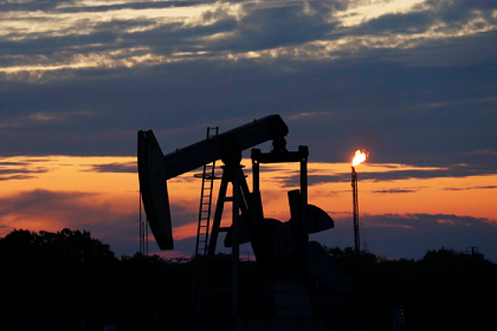 Цена нефти Brent упала ниже 25 долларов