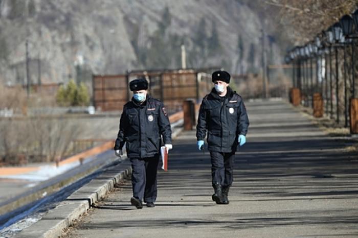 В России за сутки выявили почти тысячу случаев заражения коронавирусом