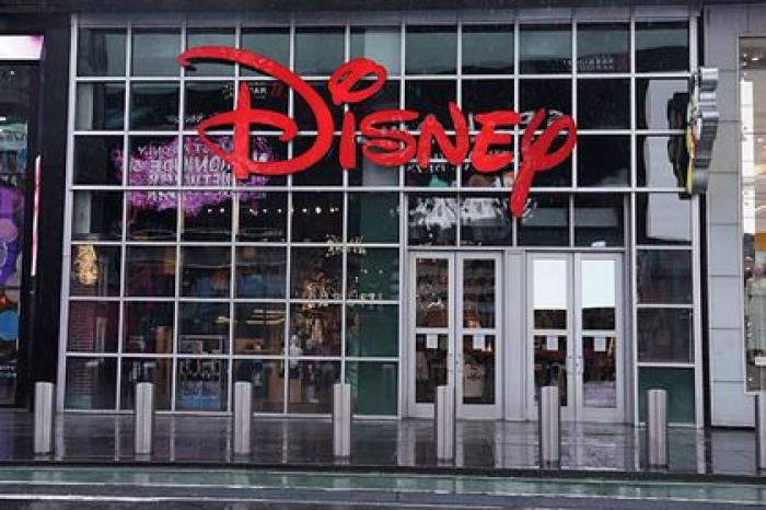 Чистая прибыль Disney упала на 91 процент