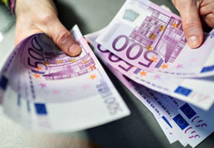 ДЕНЕЖНЫЕ ПОСТУПЛЕНИЯ В БАНКИ МОЛДОВЫ ВЫРОСЛИ В ПЕРВОМ КВРАТАЛЕ НА 1,9%, А РАСХОДЫ – НА 4,4%