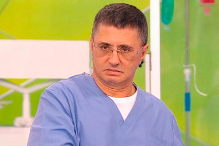 Доктор Мясников ответил на обвинение в требовании денег за интервью