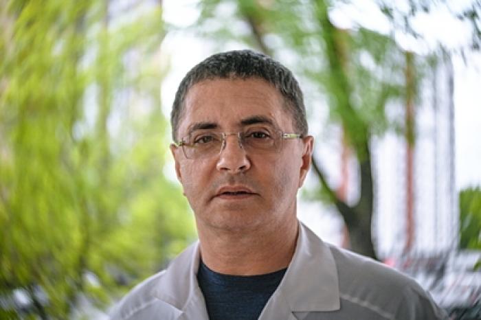 Доктор Мясников расшифровал статистику по коронавирусу в России