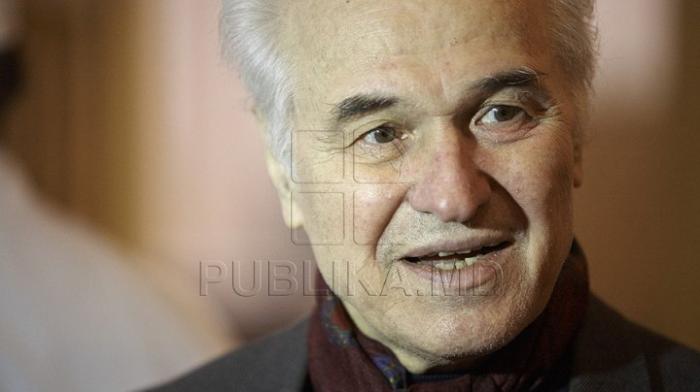 Композитор Евгений Дога осудил высказывания Иона Кику: "Знаете, что делает артист, если его освистывает зал? Уходит с позором"
