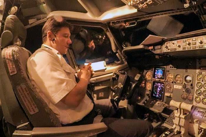 Пилот сгоревшего в Шереметьево Superjet впервые дал интервью