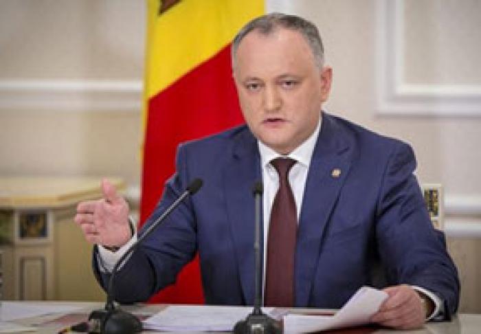 ПРЕЗИДЕНТ ИГОРЬ ДОДОН СЧИТАЕТ, ЧТО ЦЕРКВИ СЛЕДУЕТ УПОМИНАТЬ ПРЕМЬЕРА ИОНА КИКУ В МОЛИТВАХ О ЗДРАВИИ