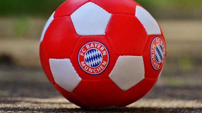 "Бавария" укрепила лидерство в чемпионате Германии по футболу
