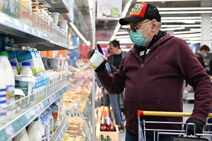 Российский врач рассказал о бесполезности дезинфекции продуктов