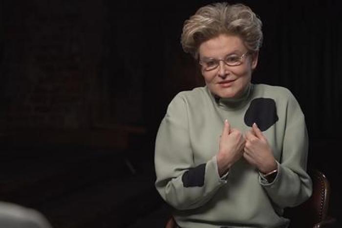 Стало известно о 30-летнем кредите Малышевой на особняк в США