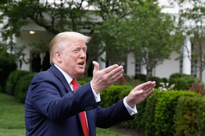 Трамп призвал как можно быстрее открыть все церкви