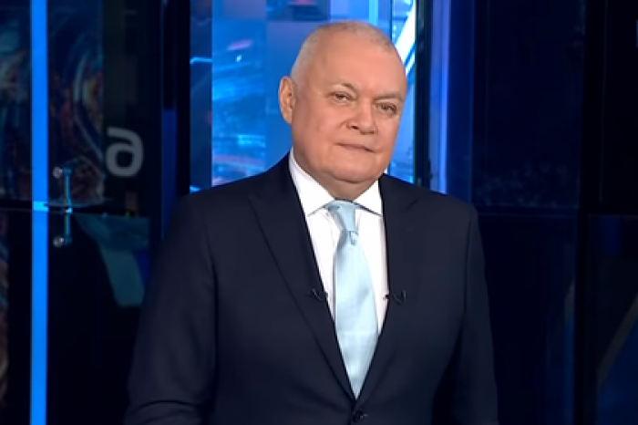 В Госдуме попросили проверить «Вести недели» Киселева на экстремизм