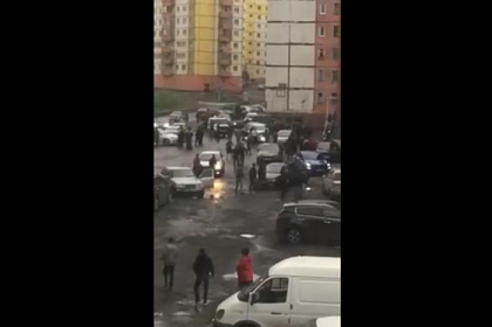 Десятки дагестанцев и азербайджанцев устроили массовую драку в Норильске
