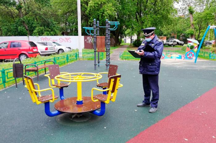 Детские площадки в Подмосковье проверят на соответствие евростандартам