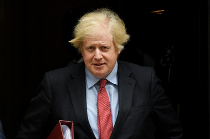 Джонсон заступился за Черчилля после обвинений в расизме