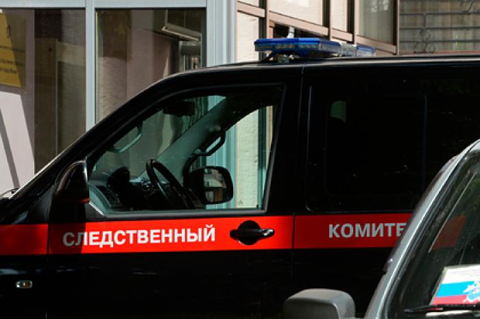 На россиян завели дело за танец у Вечного огня в одежде с нацистской символикой