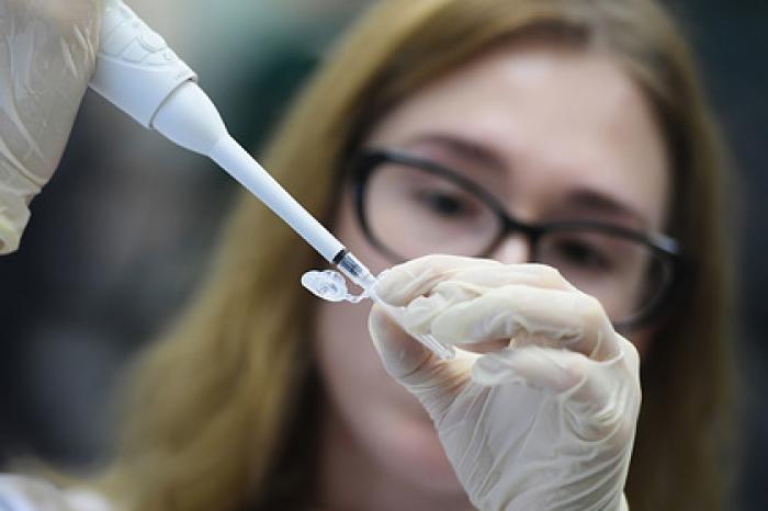Названы сроки начала испытаний еще одной российской вакцины от коронавируса