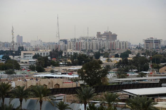 Несколько ракет упало рядом с посольством США в Ираке