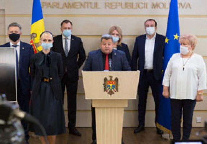 ПАРТИЯ "ШОР" ЗАРЕГИСТРИРОВАЛА В ПАРЛАМЕНТЕ ЗАКОНОПРОЕКТ ОБ ОТМЕНЕ ЗАКОНА О "РОССИЙСКОЙ ПРОПАГАНДЕ"