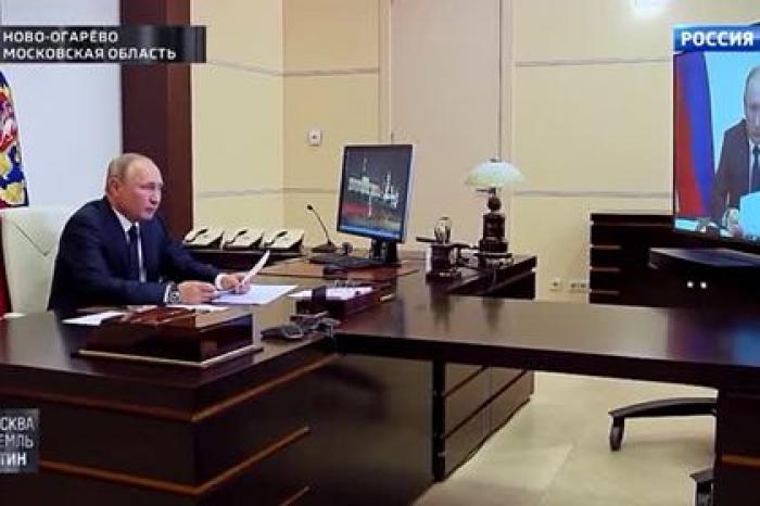 Показано «зеркало» Путина