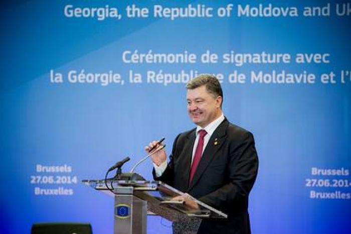 Порошенко сравнил ЕС и «московское стойло»