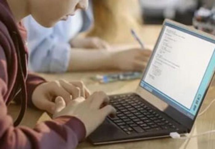 ПРАВИТЕЛЬСТВО ОДОБРИЛО КОНЦЕПЦИЮ ПЛАТФОРМЫ ДИСТАНЦИОННОГО ОБУЧЕНИЯ