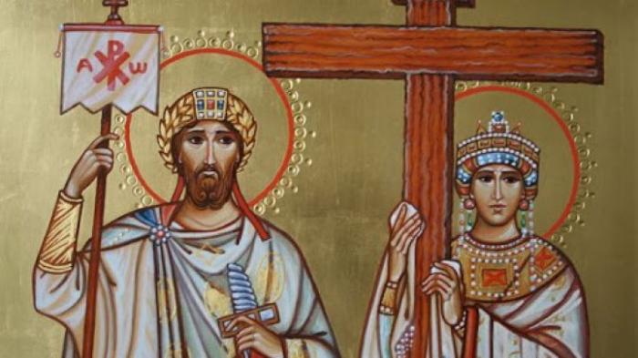 Православные верующие чтят память святых Константина и Елены