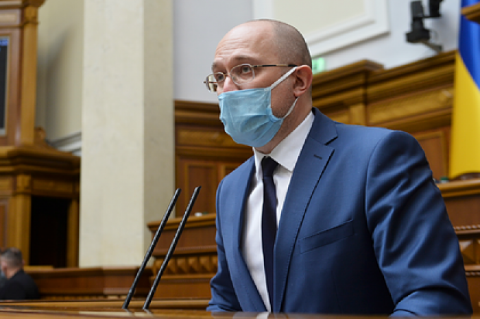 Премьер Украины объяснил отказ от отставки Авакова «балансом между светом и тьмой»