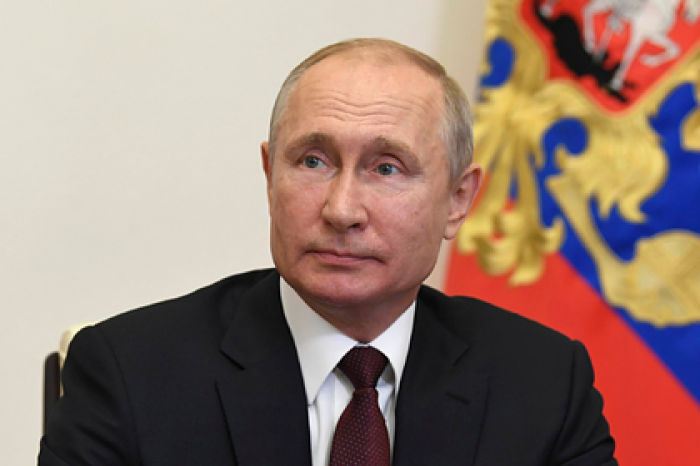 Путин поздравил сотрудников Минприроды с Днем эколога