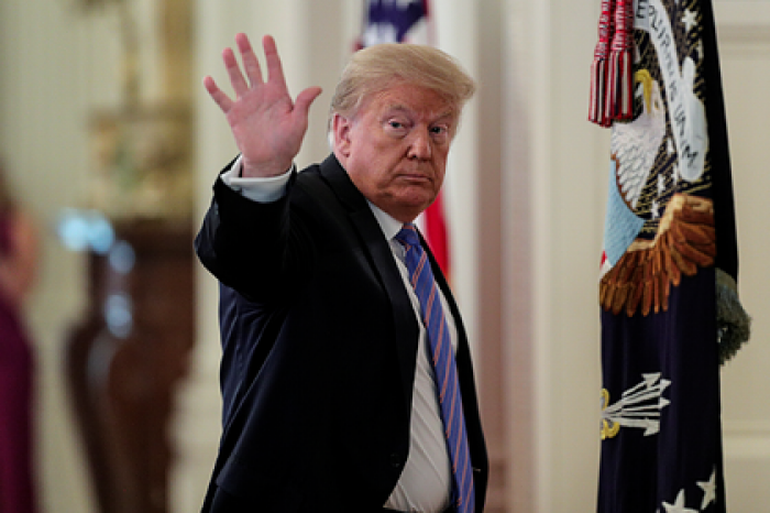 Reddit и Twitch забанили поддерживающие Трампа каналы