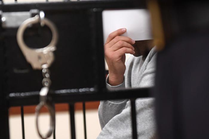 Российских полицейских посадили за секс с несовершеннолетней волейболисткой