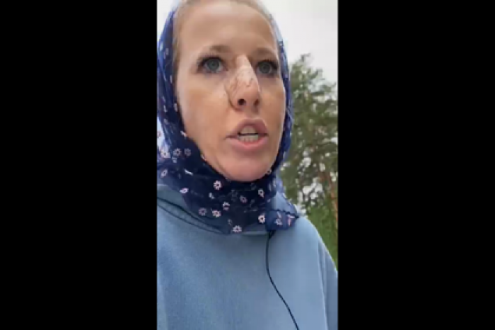 Собчак опубликовала видео после нападения в монастыре