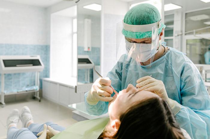 Стоматологические поликлиники Подмосковья вернутся к плановой работе
