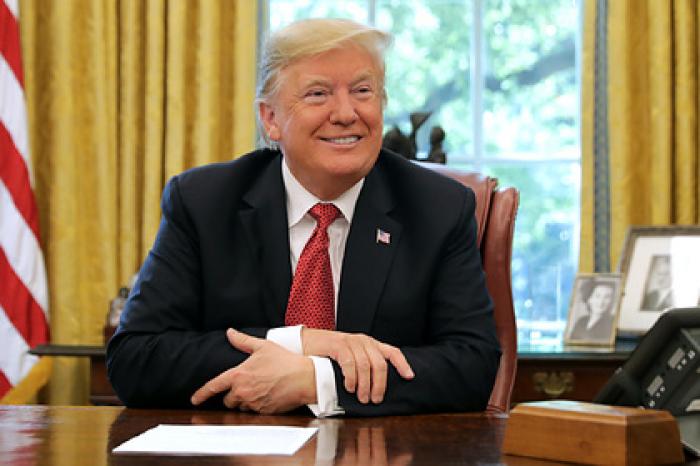 Трамп ради выгодной сделки отказался наказывать Китай за притеснения мусульман