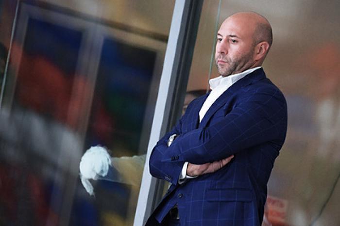 У российского чемпиона мира по хоккею начался обыск из-за обналичивания денег