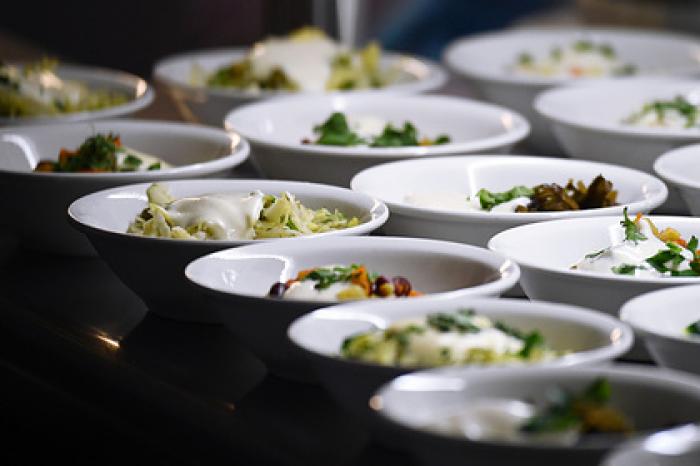 В России ввели бесплатное питание школьников с 1-го по 4-й класс