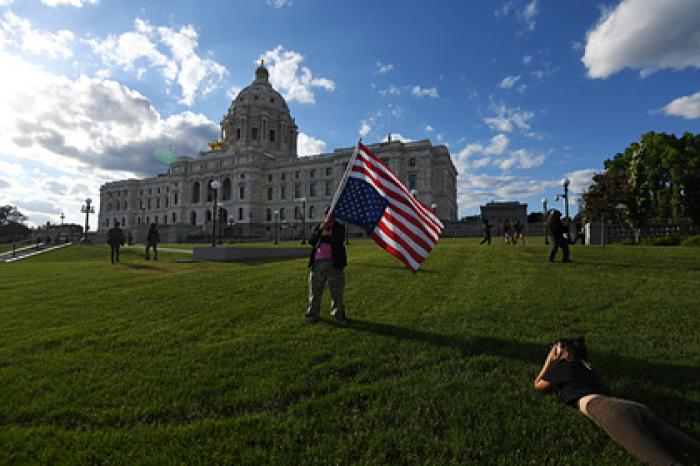 В США обяжут делать доклад о поддержке Россией расистов в мире