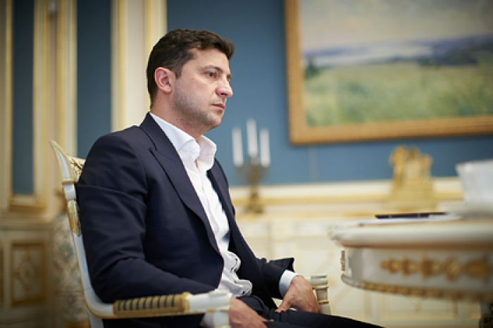 Зеленский заплатит за нарушение карантина без решения суда