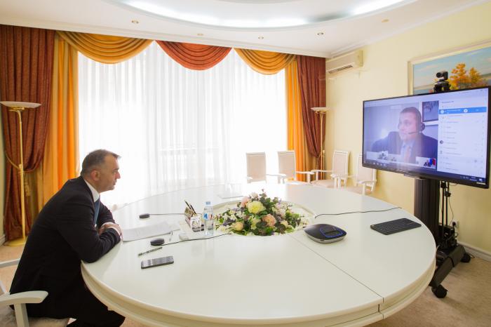 Guvernul continuă negocierile cu echipa de experți ai FMI