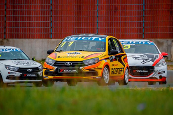 LADA Sport ROSNEFT успешно начала гоночный сезон в российских кольцевых гонках